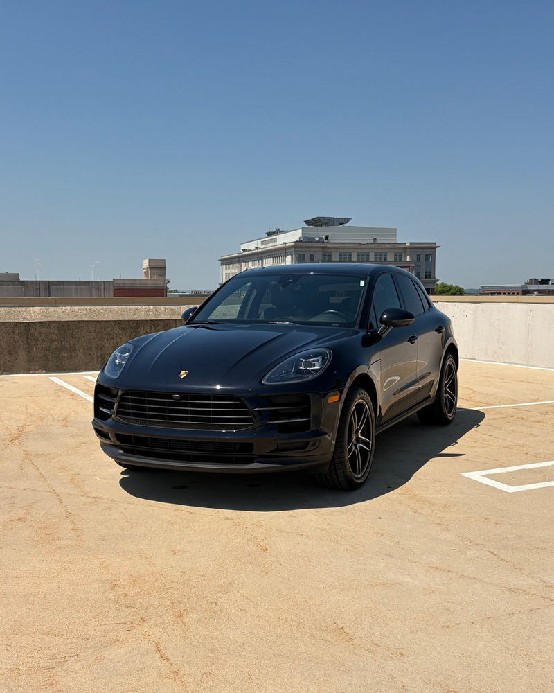 Porsche Macan for rent in Philadelphia